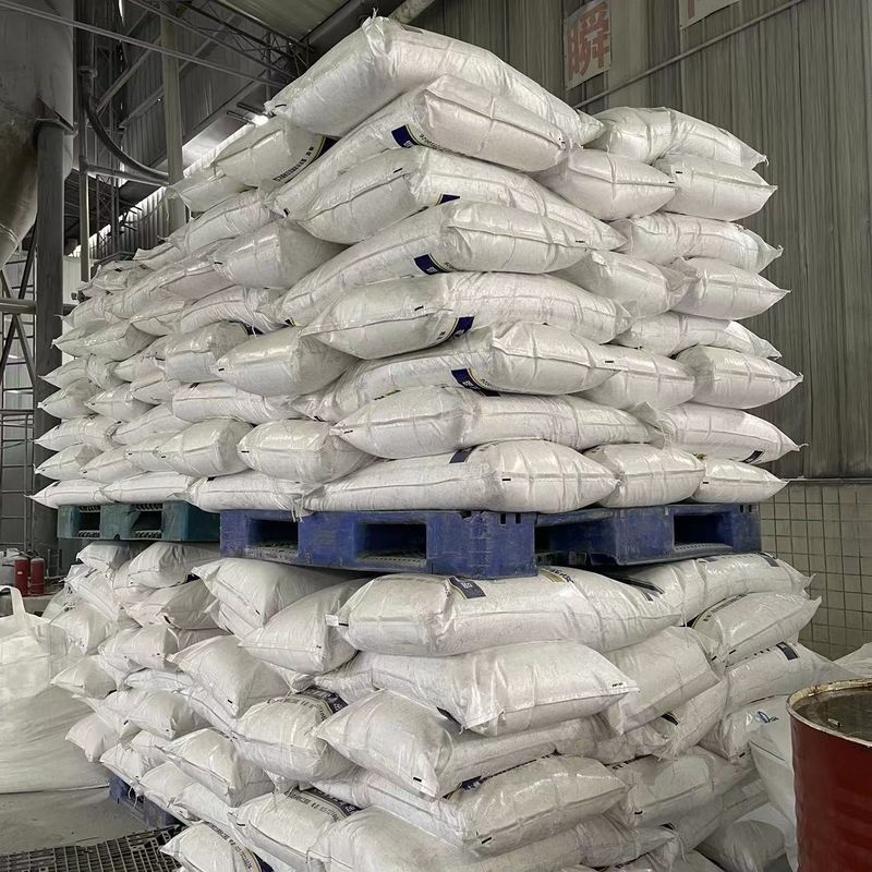 يتكون RA اللاصق من 65٪ من الميلامين هيكساميثوكسيل والناقل الخامل. بالإضافة إلى مستقبل الميثيلين ، يمكن أن يعزز بشكل فعال الالتصاق بين مواد تعزيز المطاط والصلب.